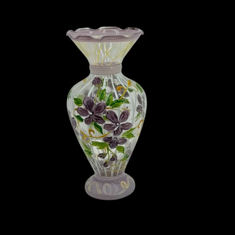 Tracy Porter Hand Painted Glass Purple Floral Bud Vase Ruffled‎ Edge 6.5